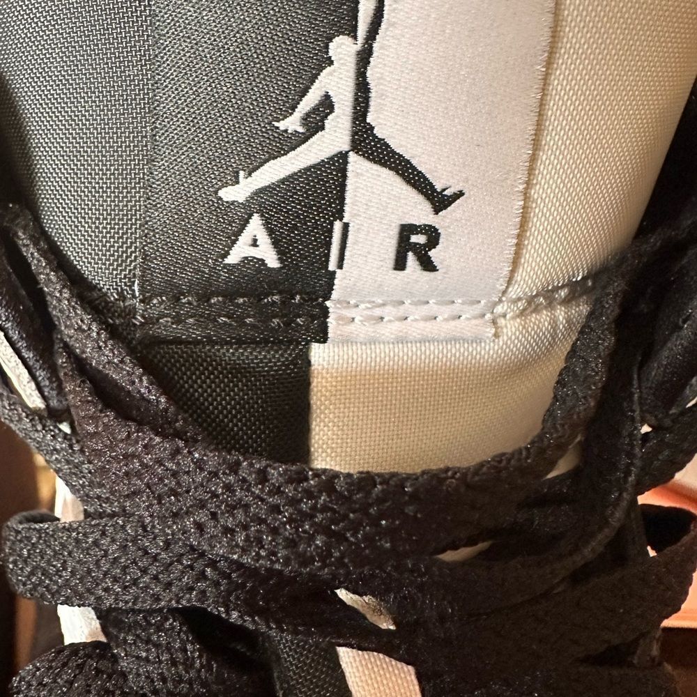 ๐๐๐๐๐Custom Jordan 1โsโHigh๐๐๐๐๐ - Picture 8 of 9